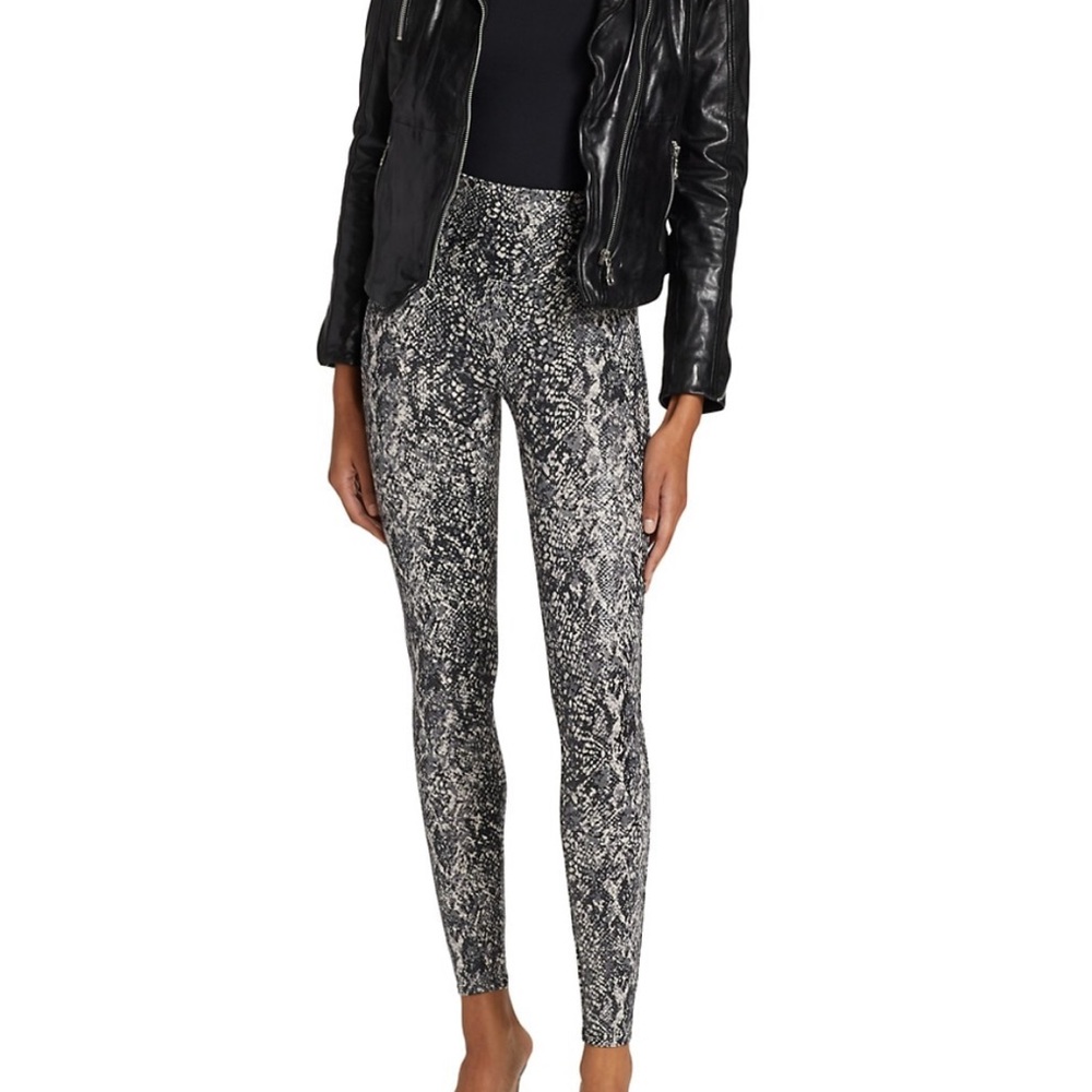NEW Spanx Leggings